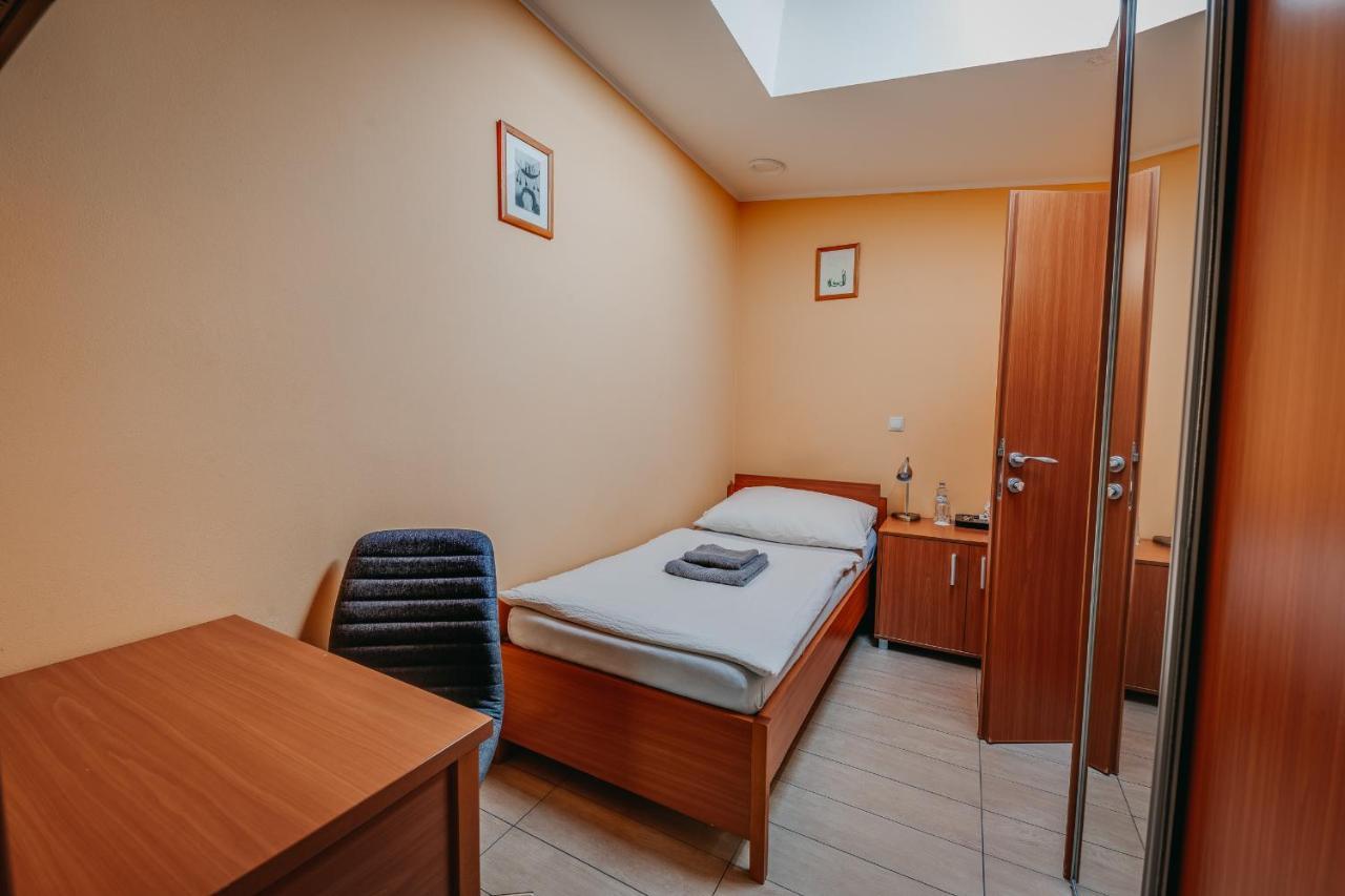 City Penzion Hotel Kosice Exterior photo